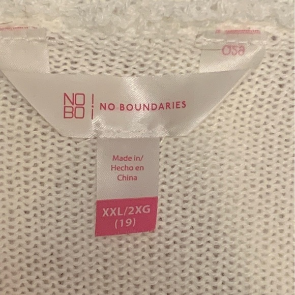 No Boundaries White Sequined Reindeer Christmas Graphic Sweater XXL SALE - Picture 10 of 13